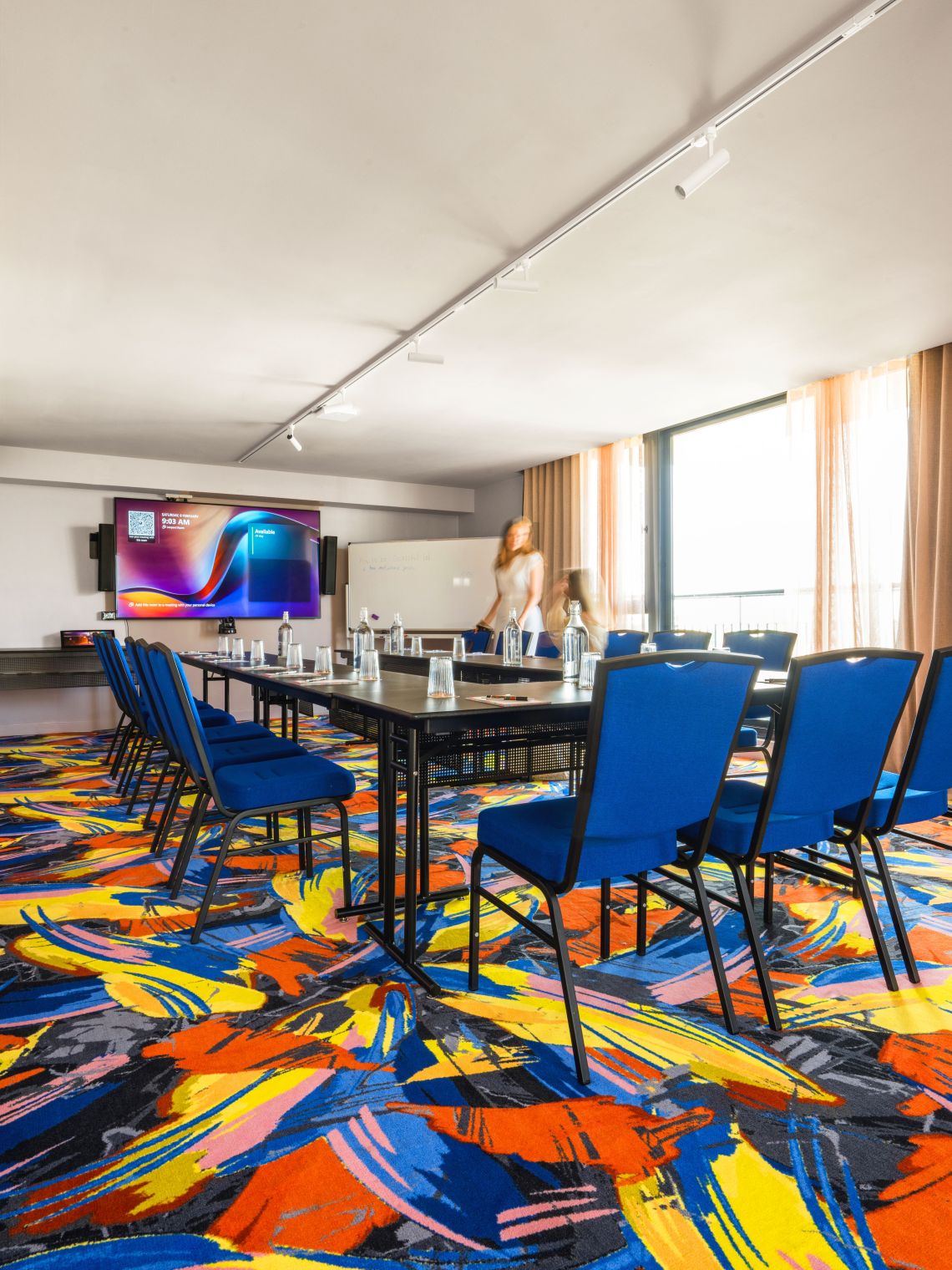 Adge Hotel