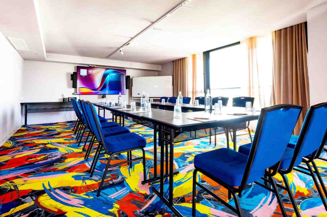Twice as Nice with Adge hotel